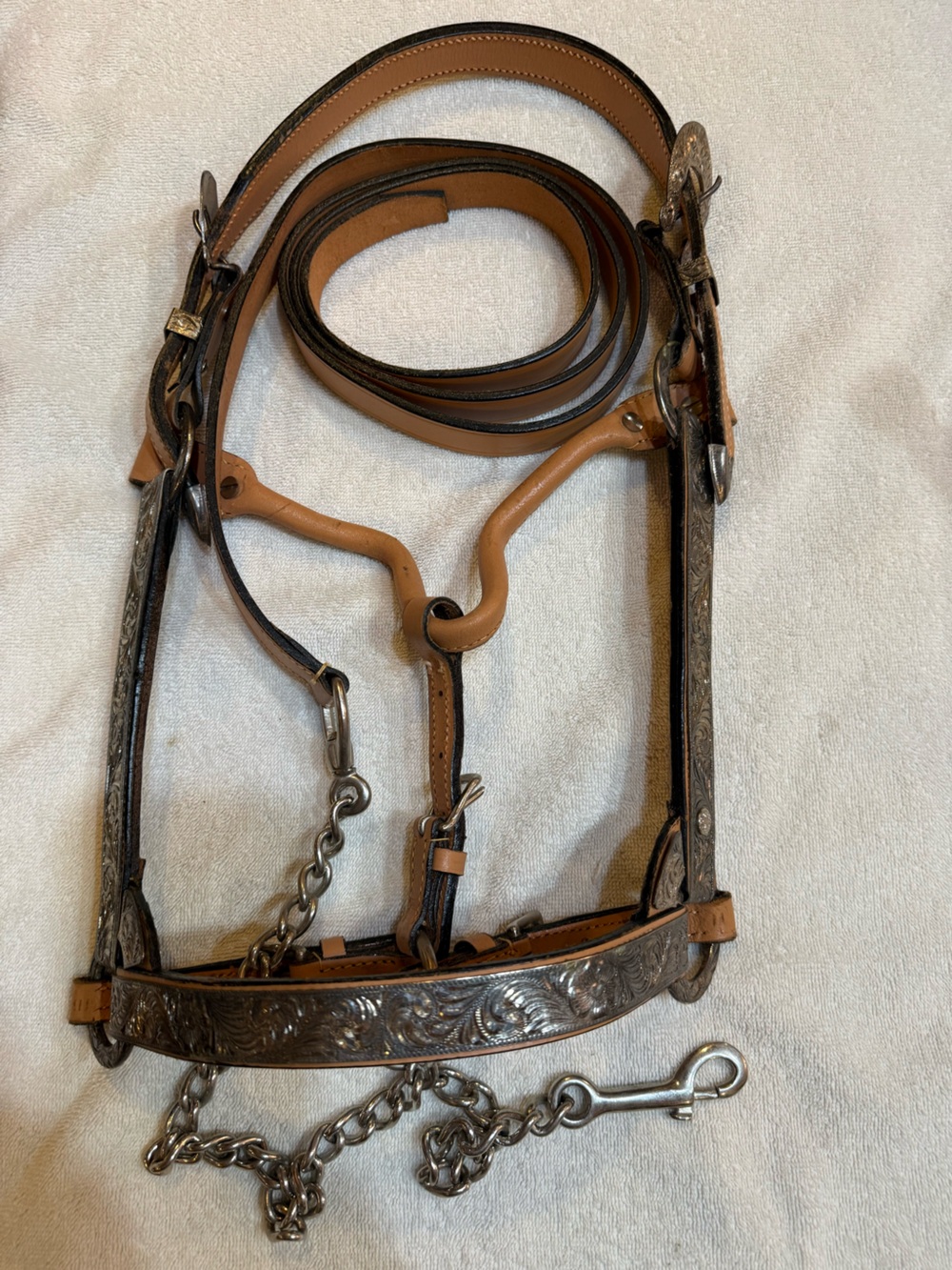 Show Halter Horse size Light oil w/silver  plated etched accents w/ matching